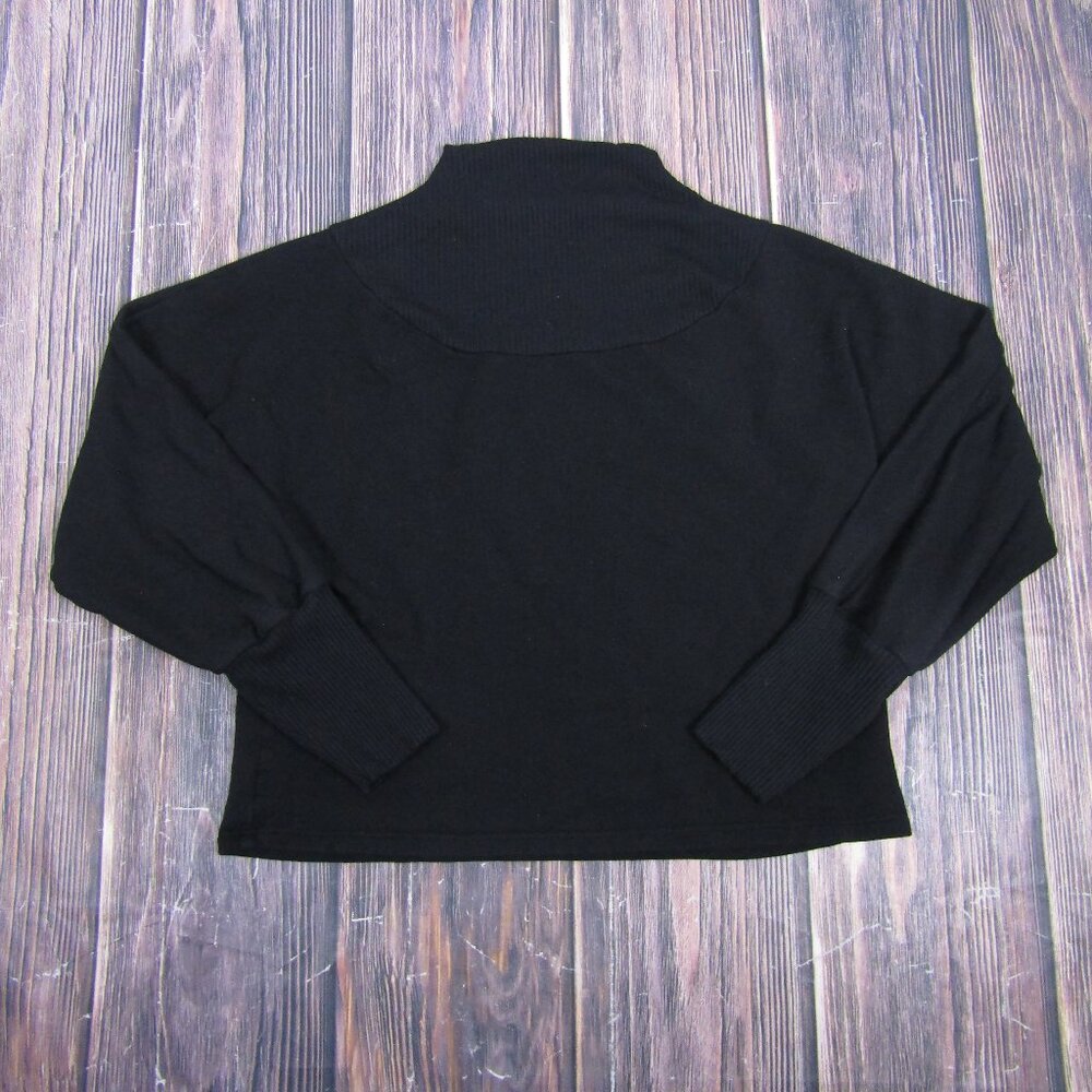 Amour Vert Black Ribbed Turtleneck Cropped Sweater Made in USA XS